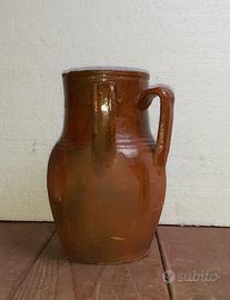 Caraffa in terracotta
