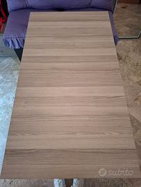 Tavolo pieghevole salvaspazio