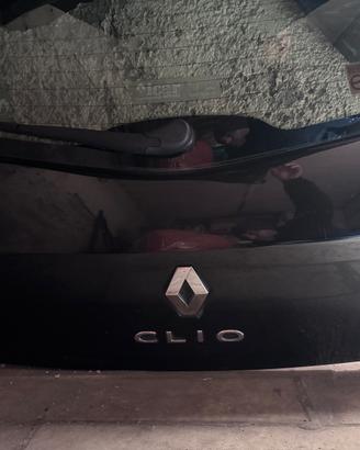 RENAULT CLIO 3 SERIE 2011