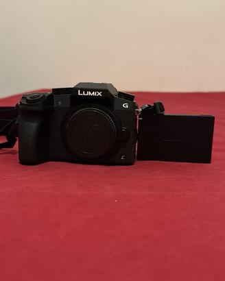 Panasonic Lumix G7 - body