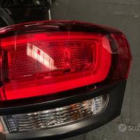 Fanali posteriori grand cherokee 2017
