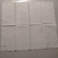 Antiche stoffe di cotone bianco 