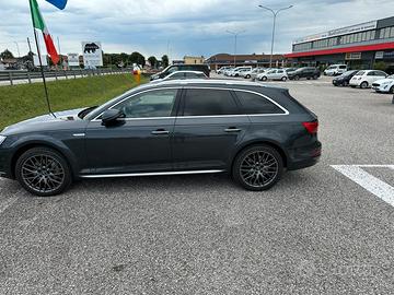 Audi A4 Allroad 3.0 V6 272