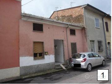 Immobile in asta di 229 m² con 3 locali a Rivarolo