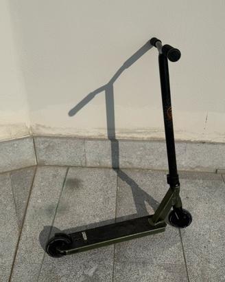Monopattino pro lucky scooters