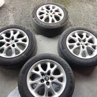  4 cerchi in lega con gomme 185/65 r15