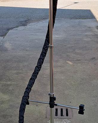 Ferro da stiro verticale a vapore professionale