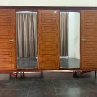 Armadio anni 50 in palissandro puntali in ottone