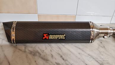 marmitta moto akrapovic' 