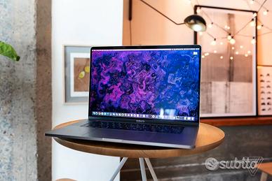 Apple Macbook Pro - 16" / Intel Core i9