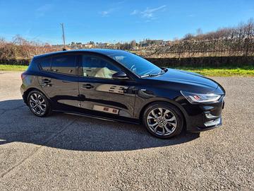 Focus V 2022 1.5 ecoblue ST-Line 120cv auto