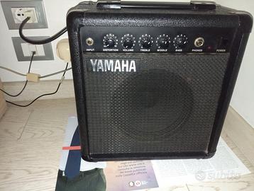 Amplificatore YAMAHA Model HY-10G III ; 25 Watt.