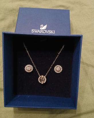 Set Collana e orecchini 