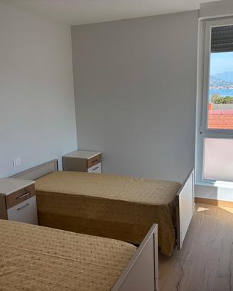 Posto in senior housing (soggiorno anziani)