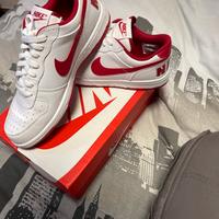 Nike Big Nike Low – Taglia 43 – Nuove Bianco/Rosso