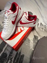 Nike Big Nike Low – Taglia 43 – Nuove Bianco/Rosso