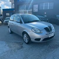Lancia Ypsilon 1.3 MJT 75 CV Argento