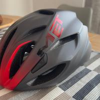 Casco Met Rivale