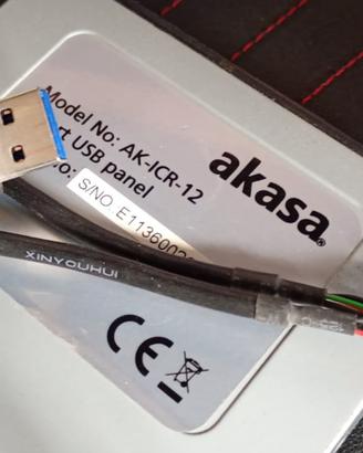 Akasa AK-ICR-12 InterConnect S V3 USB Hub, Nero