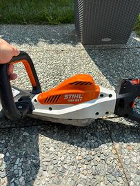 Tagliasiepe stihl batteria
