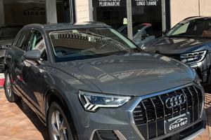 Audi Q3 35 TDI S tronic Business