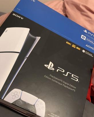 ps5 digital con 2 mesi di vita 