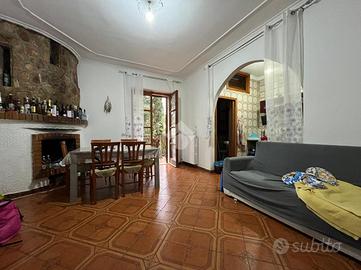 5 LOCALI A SANTERAMO IN COLLE