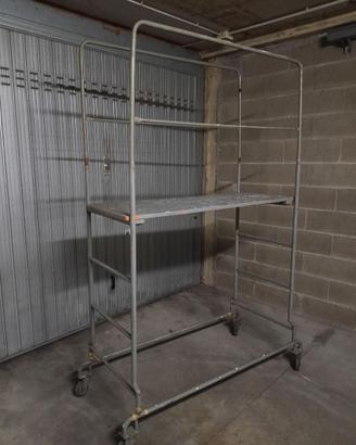 Trabattello in ferro robusto