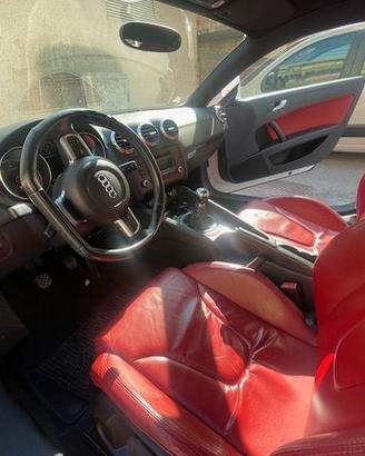 Audi TT Coupè 1.8 160 CV anno 2009