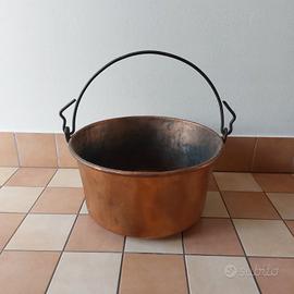 Calderone in rame vintage