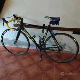 bici da corsa in carbonio taglia M