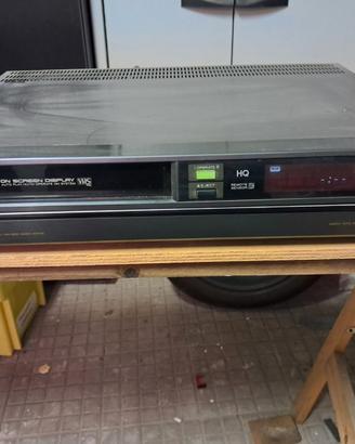 Videocassette e lettore Metal Tape soft touch