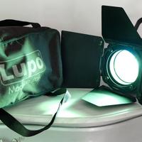 Illuminatore lupo lente di fresnel