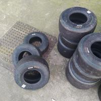 Gomme da kart ufficiale