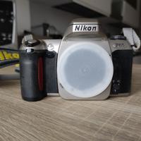 Nikon F60 reflex 35mm (solo corpo)