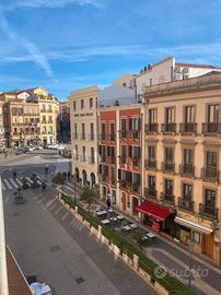 Fronte Piazza Yenne delizioso bivano ristrutturato