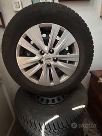 Ruota completa 215/65R16 GOODYEAR gomma +cerchione