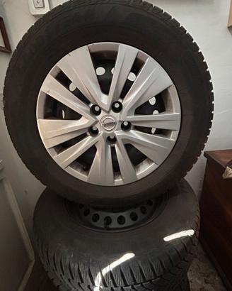 Ruota completa 215/65R16 GOODYEAR gomma +cerchione