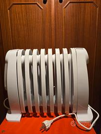 Radiatore elettrico ad olio portatile