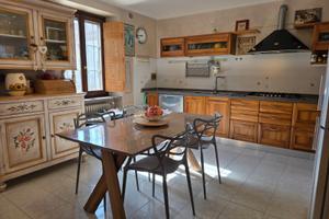 Privato vende porzione di casa indipendente