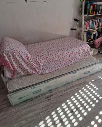 letto singolo con letto estraibile