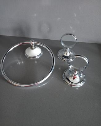Accessori bagno in acciaio inox 