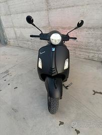 Vespa 300 gts super notte