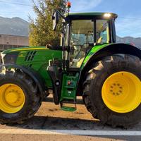 John Deere 6195M