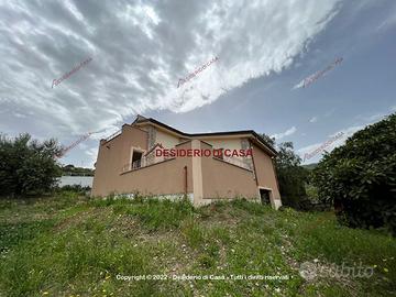 Casa, Termini Imerese.