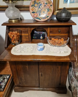 credenza