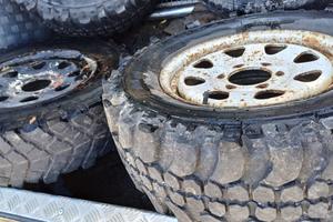 gomme e cerchi nissan