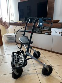 Deambulatore per anziani e disabili