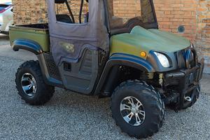 Quad 4x4 a benzina stradale
