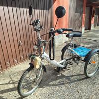 triciclo per adulti 